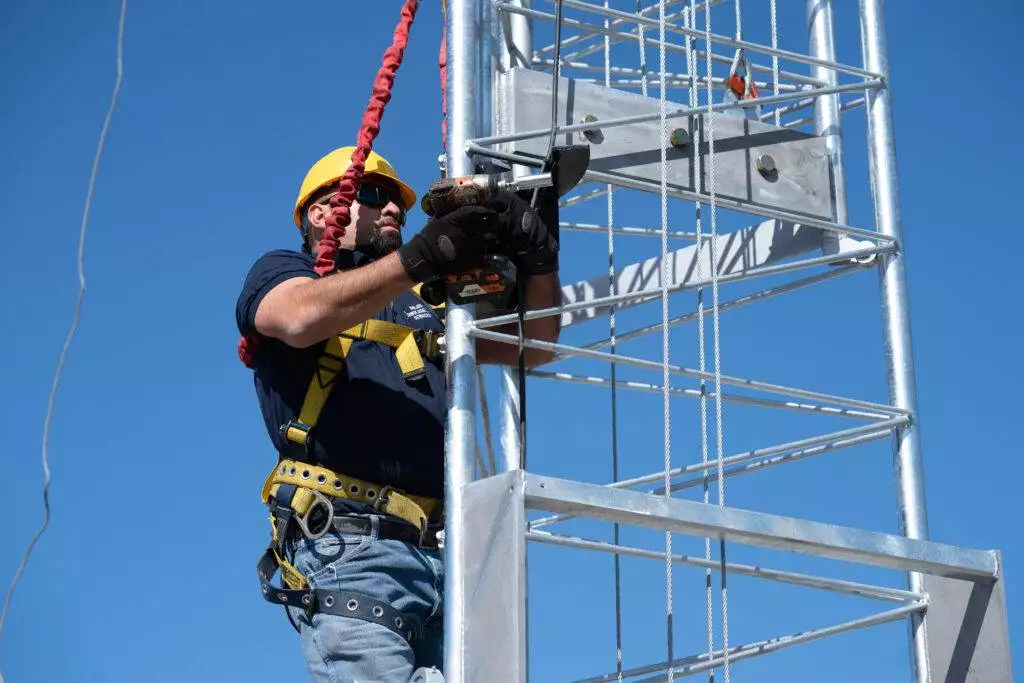 3 Reasons to Celebrate Earth Day with Mobile Tower Repairs and Refurbishment