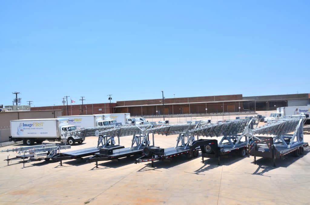 Trailer-mounted mobile tower rental from Solaris Technologies Services deployed in a remote location for emergency communication support.