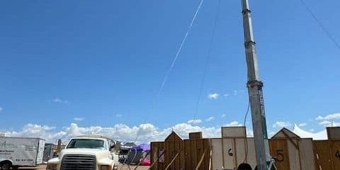 image5 Mobile tower providing temporary network infrastructure at an outdoor event.